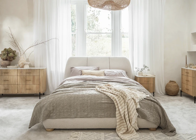 Reed Chunky Boucle Bedstead